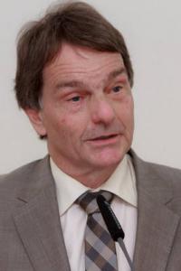 Dr. Dietrich Munz