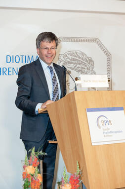 Prof. Dr. Ulrich Wenner