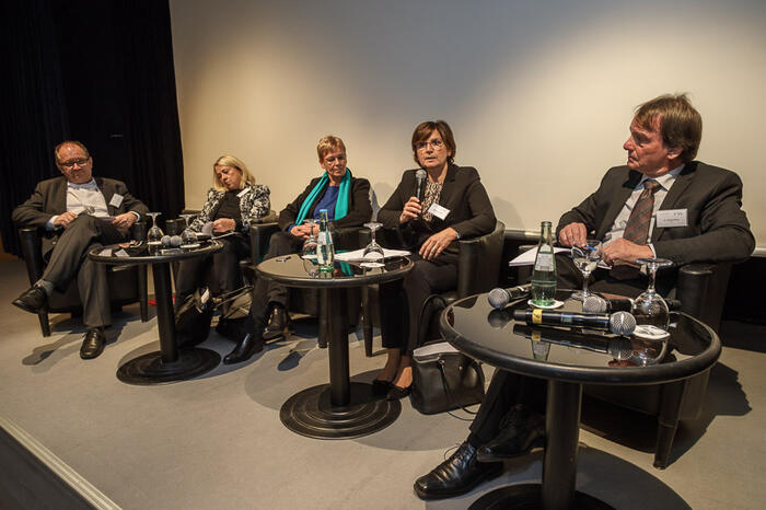 Podiumsdiskussion